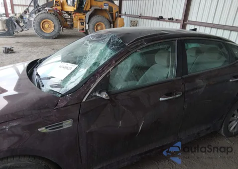 2018 Kia Optima Lx from USA, damaged, VIN 5XXGT4L38JG265963